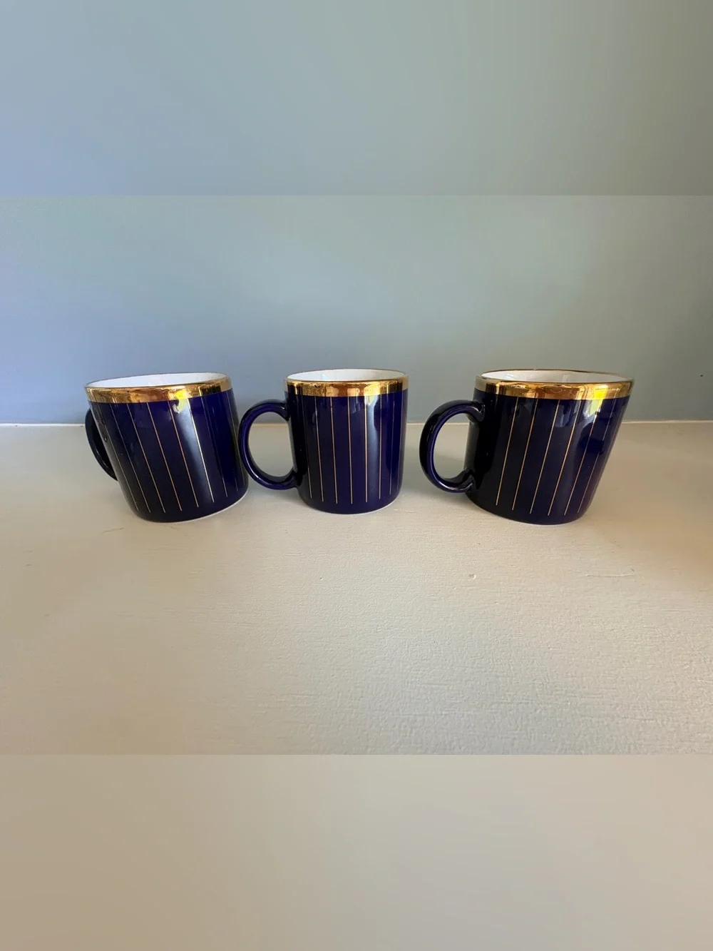 The Ritz-Carlton Logo Coffee Mugs Set of 3 Blue Gold